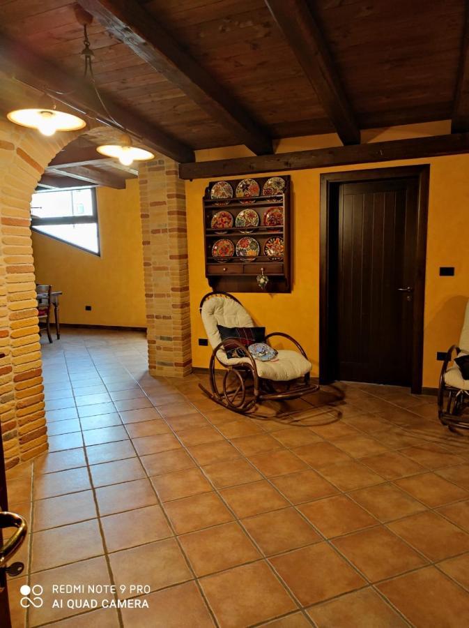 La Taverna Di Lulu Arnesano Extérieur photo
