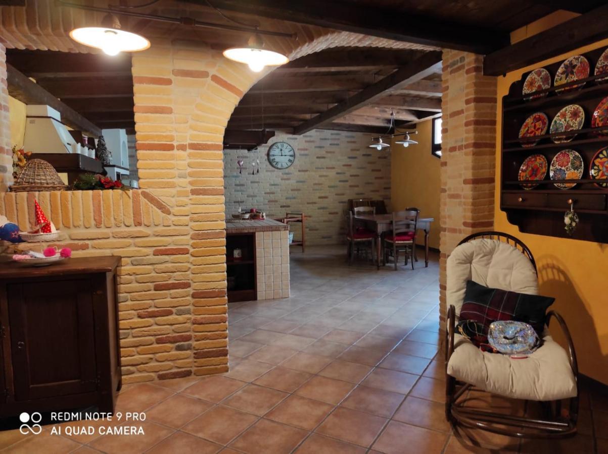 La Taverna Di Lulu Arnesano Extérieur photo